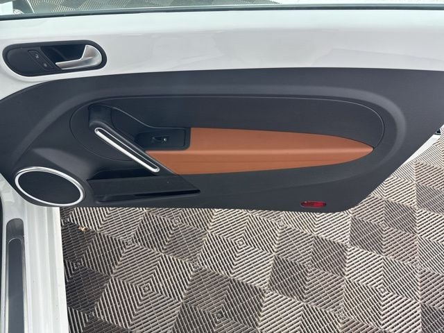 2015 Volkswagen Beetle 1.8T Classic