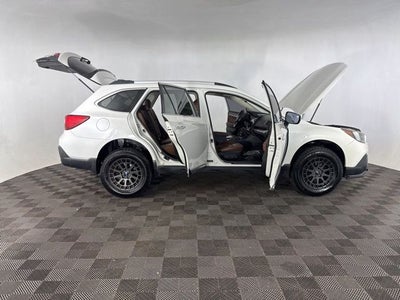 2019 Subaru Outback 3.6R Touring