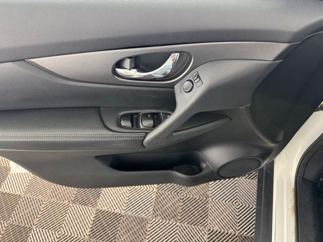2014 Nissan Rogue SV