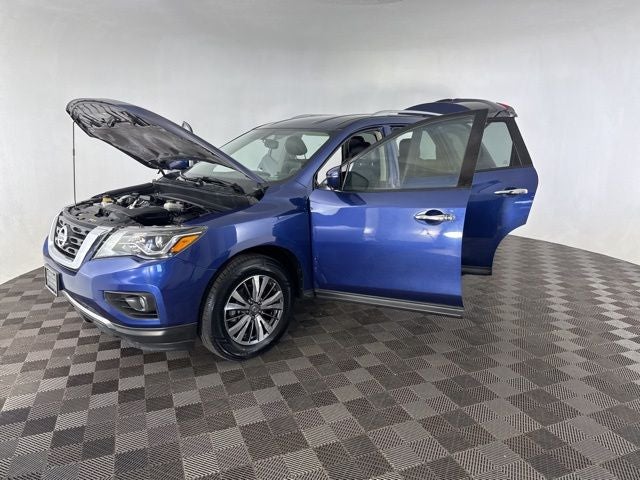 2020 Nissan Pathfinder SL