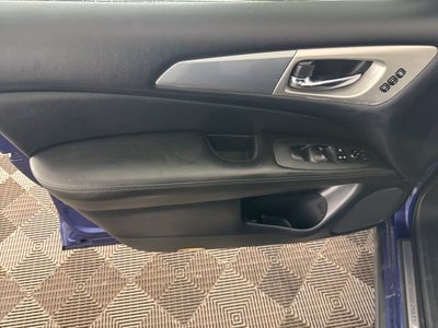 2020 Nissan Pathfinder SL