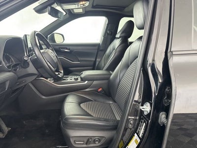 2022 Toyota Highlander XSE
