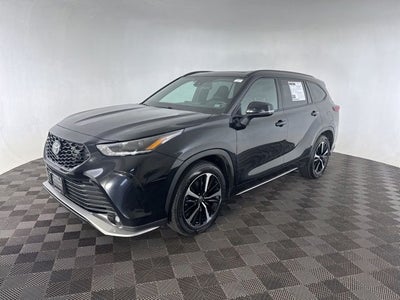 2022 Toyota Highlander XSE