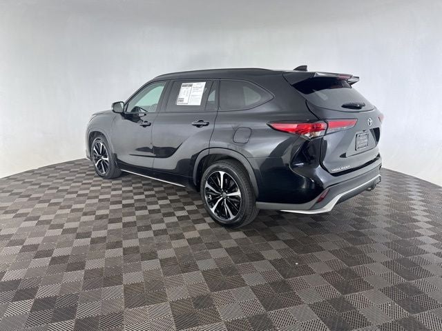 2022 Toyota Highlander XSE