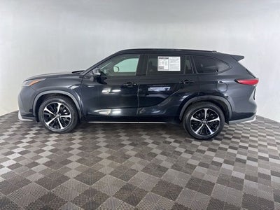 2022 Toyota Highlander XSE