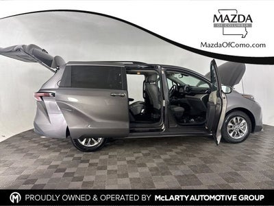 2024 Toyota Sienna XLE