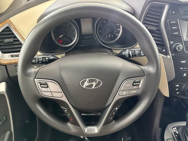 2016 Hyundai Santa Fe Sport 2.4 Base