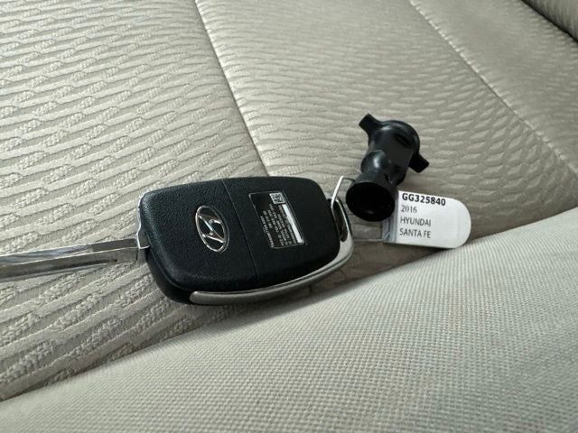 2016 Hyundai Santa Fe Sport 2.4 Base