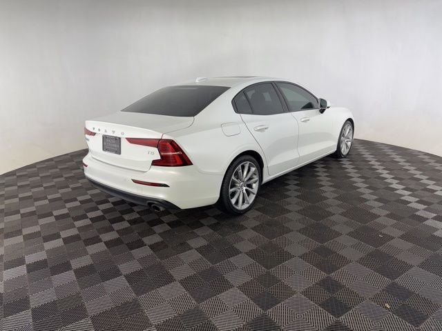 2020 Volvo S60 T5 Momentum