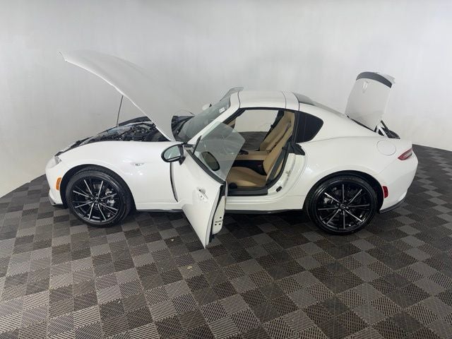 2026 Mazda Mazda MX-5 Miata RF Grand Touring