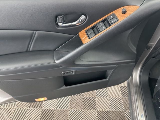 2012 Nissan Murano LE