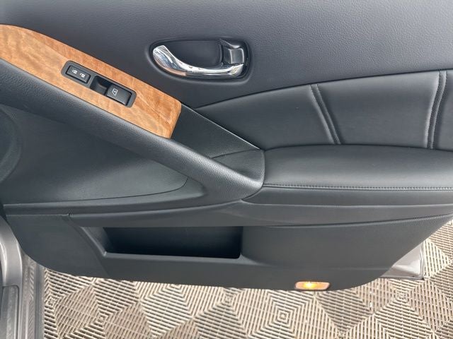 2012 Nissan Murano LE