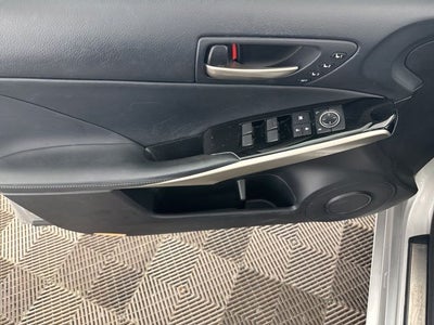 2019 Lexus IS 300