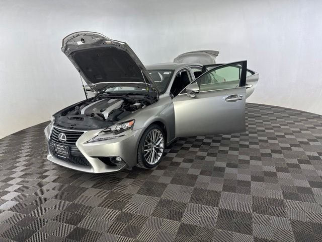 2016 Lexus IS 300