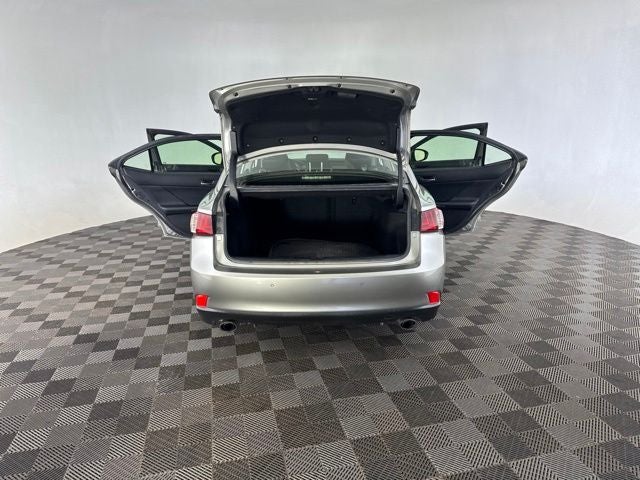 2016 Lexus IS 300