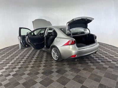 2016 Lexus IS 300