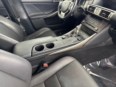 2016 Lexus IS 300