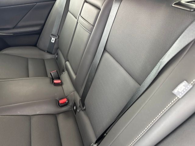 2016 Lexus IS 300