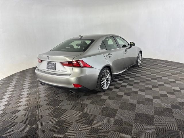 2016 Lexus IS 300