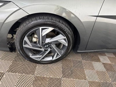 2024 Hyundai Elantra Limited