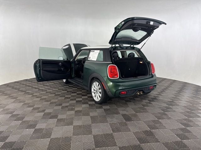 2019 MINI Cooper S Signature