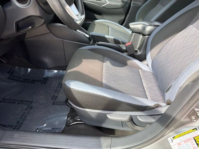 2024 Nissan Versa 1.6 SV