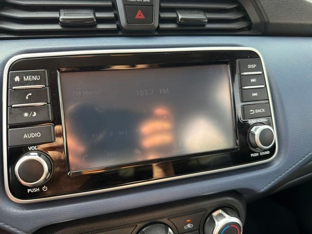 2024 Nissan Versa 1.6 SV