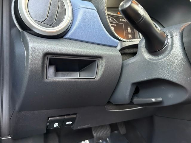 2024 Nissan Versa 1.6 SV