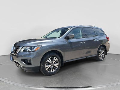 2020 Nissan Pathfinder SV
