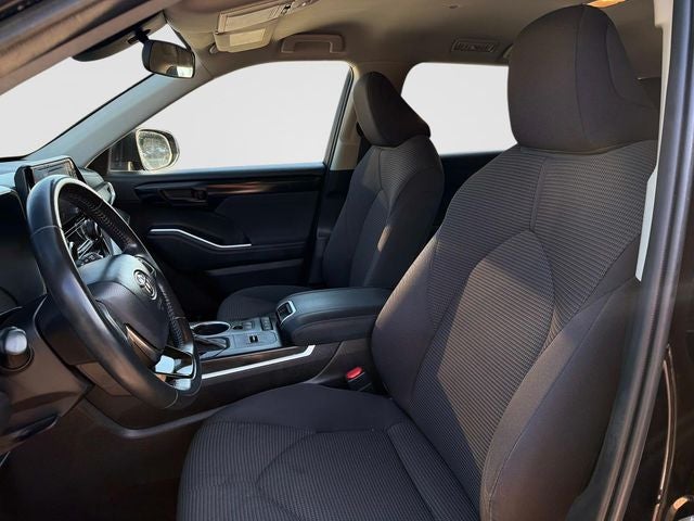 2020 Toyota Highlander Hybrid LE