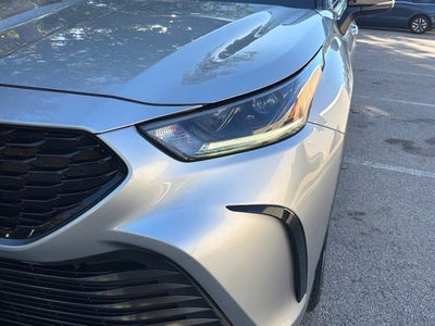 2022 Toyota Highlander XSE