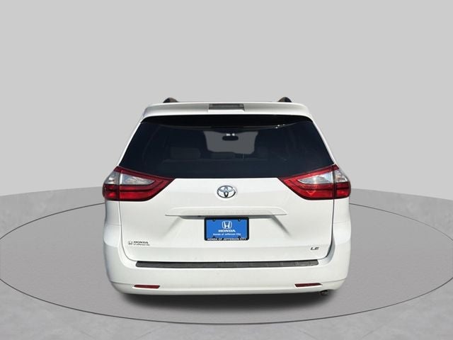 2015 Toyota Sienna LE 8 Passenger
