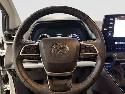 2023 Toyota Sienna XLE 7 Passenger