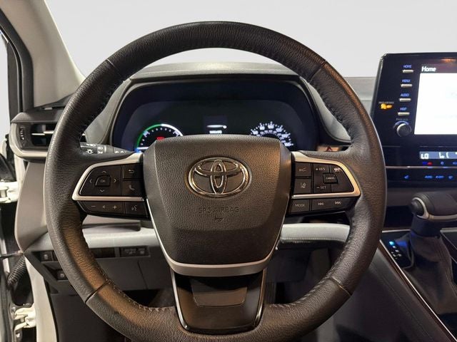 2023 Toyota Sienna XLE 7 Passenger