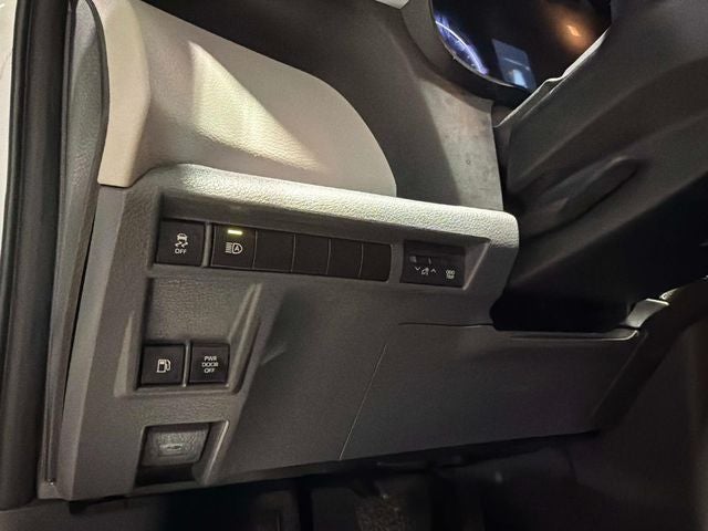 2023 Toyota Sienna XLE 7 Passenger