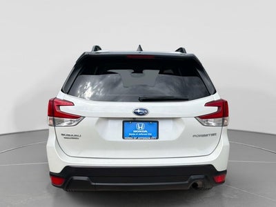 2024 Subaru Forester Premium