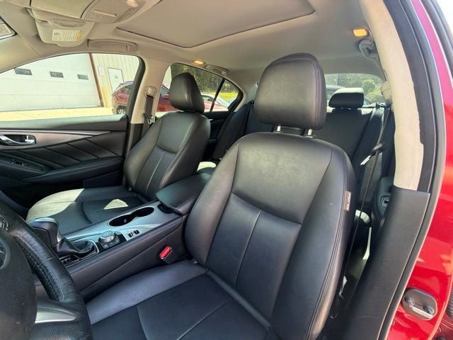 2016 INFINITI Q50 2.0t Premium