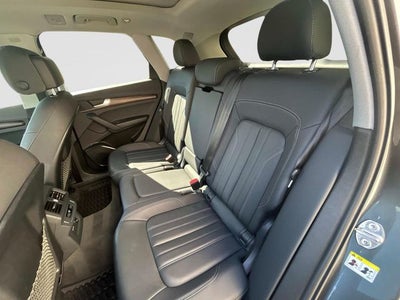 2023 Audi Q5 45 S line Premium quattro