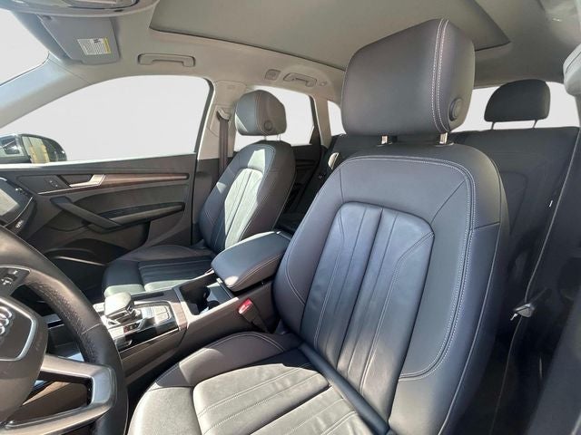 2023 Audi Q5 45 S line Premium quattro