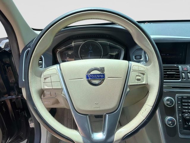 2016 Volvo XC60 T5 Premier