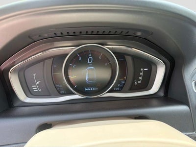 2016 Volvo XC60 T5 Premier