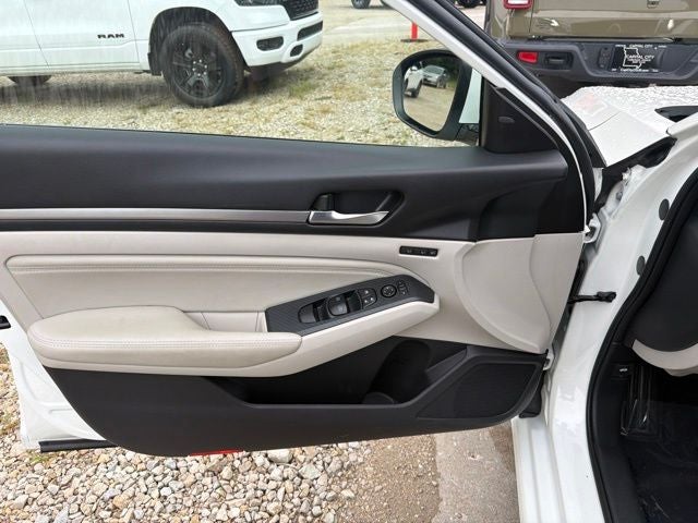 2019 Nissan Altima 2.5 Platinum