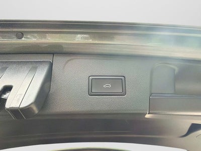 2024 Volkswagen Atlas 2.0T Peak Edition SEL