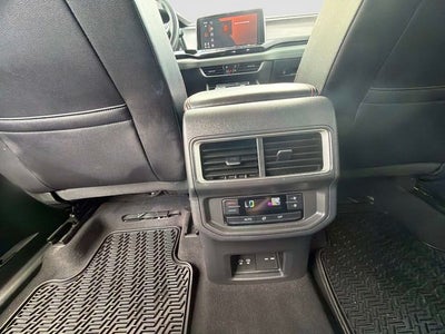 2024 Volkswagen Atlas 2.0T Peak Edition SEL