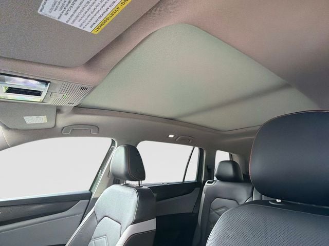 2024 Volkswagen Atlas 2.0T Peak Edition SEL