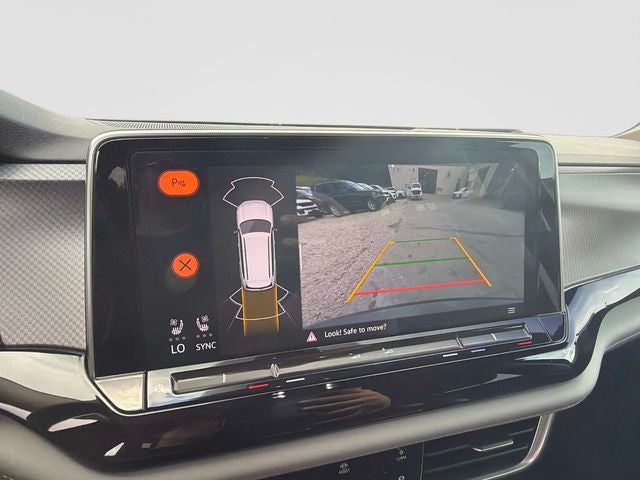 2024 Volkswagen Atlas 2.0T Peak Edition SEL