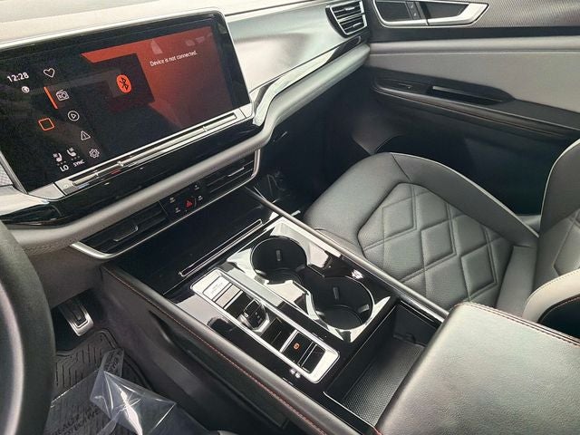 2024 Volkswagen Atlas 2.0T Peak Edition SEL