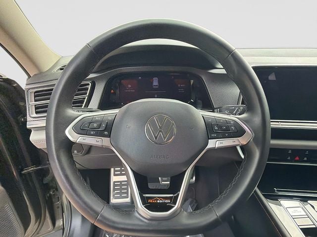 2024 Volkswagen Atlas 2.0T Peak Edition SEL