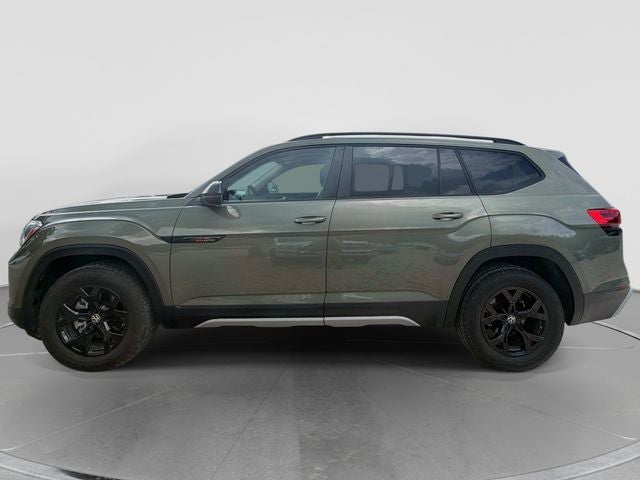 2024 Volkswagen Atlas 2.0T Peak Edition SEL