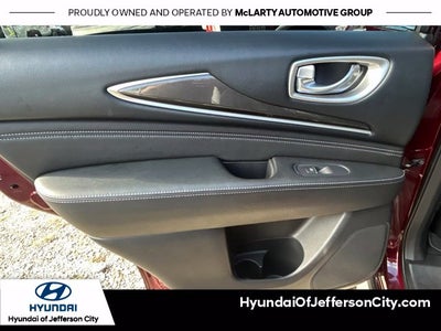 2019 INFINITI QX60 LUXE
